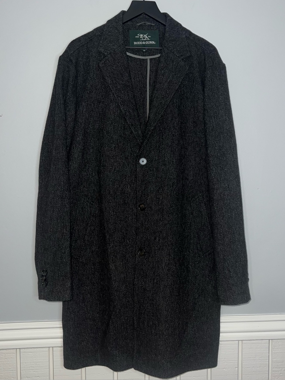 Rodd & Gunn Wool Mount Victorian Coat Mens XL Charcoal Grey